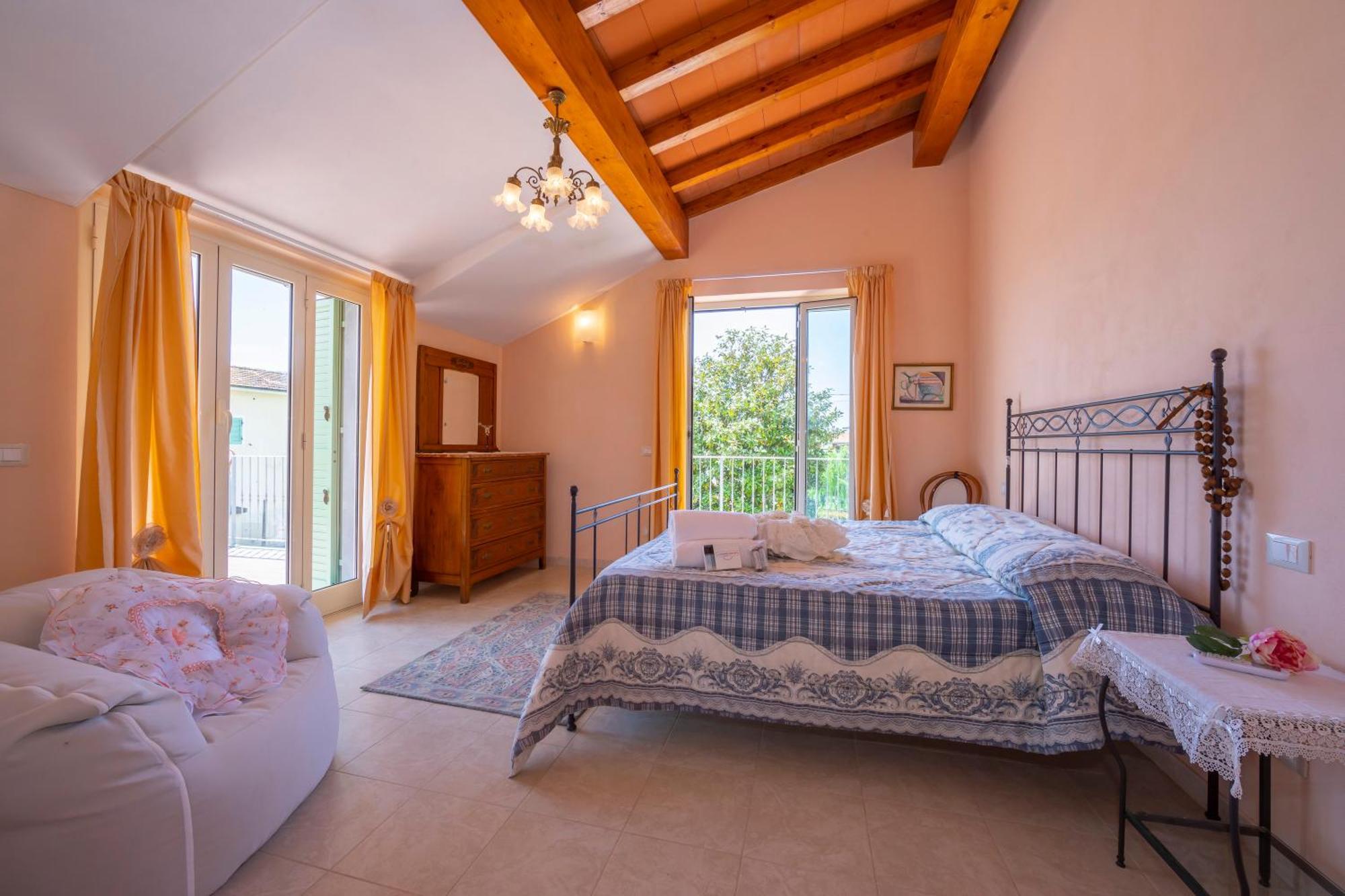 Villa Clara few min from sea Pietrasanta Exteriör bild